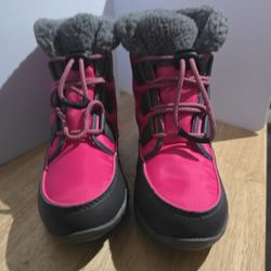 New, Sorel snow boots youth size 5