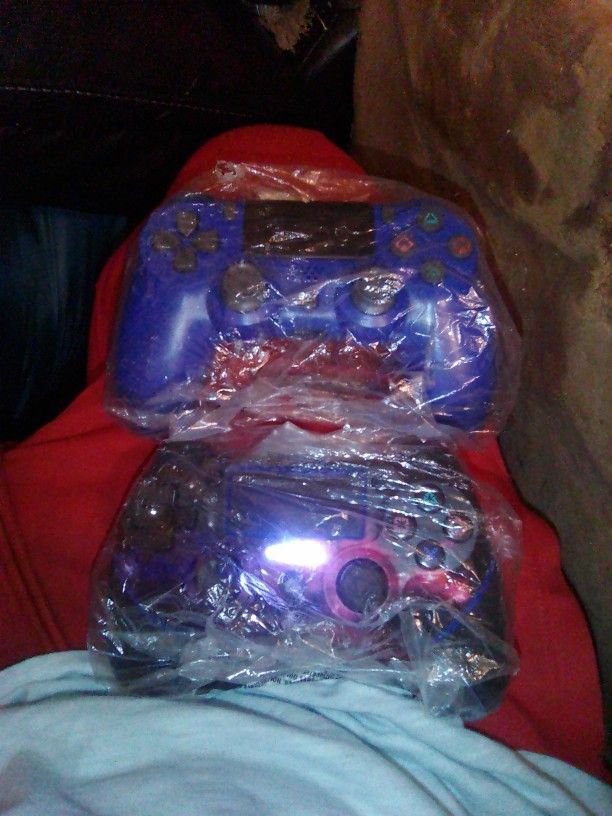 Ps Wireless Controllers 1 For 40 R Two For 65