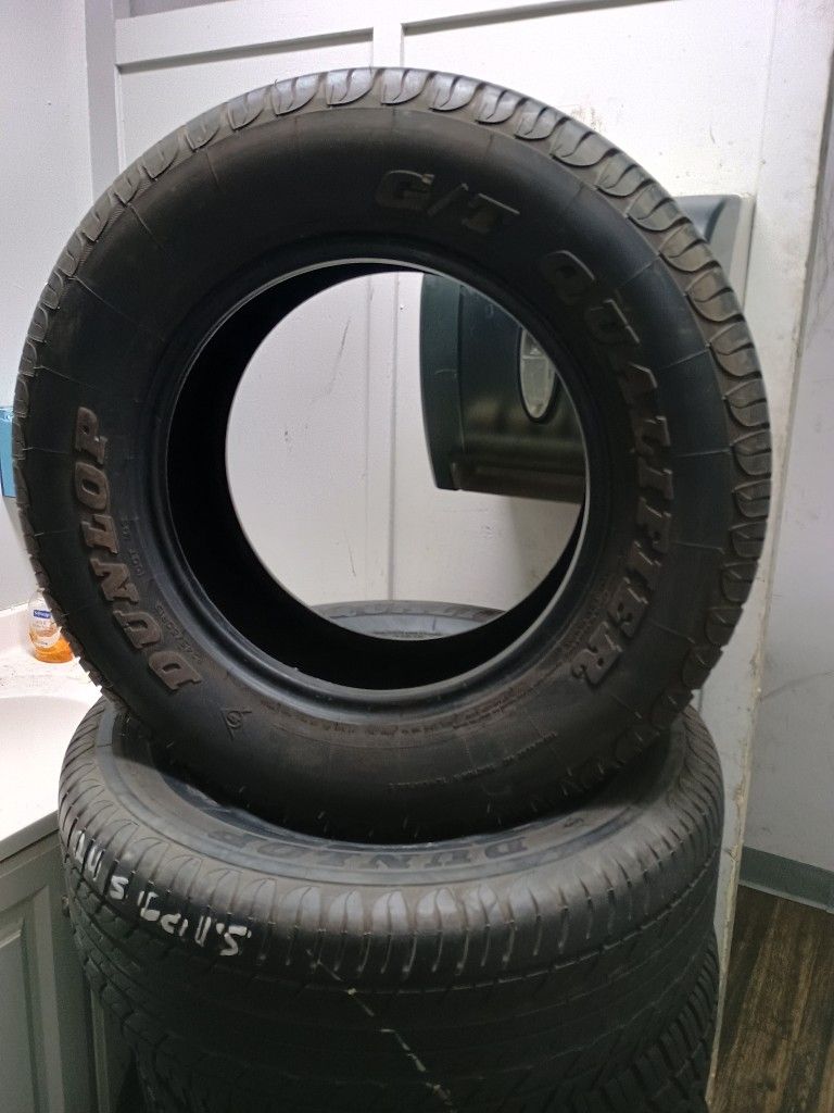 245/60/15 DUNLOP ABOUT 98% $240 (2) TIRES