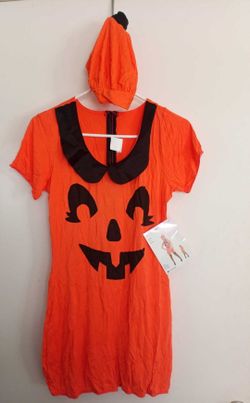 Brand new 🎃 Halloween 👻 women's pumpkin costume size medium includes hat and bodysuit
