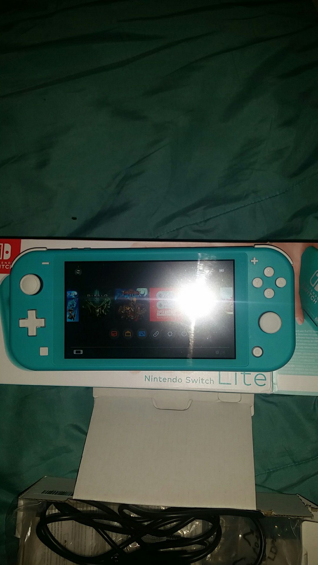 Nintendo Switch Lite, Diablo 3 & 128gig mem card