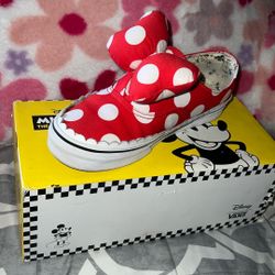 Minnie Mouse Disney Vans Size 8