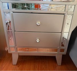 Queen bedroom set