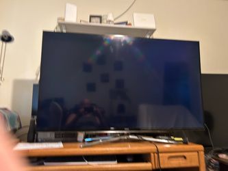 Samsung TV - 55 inch with remote