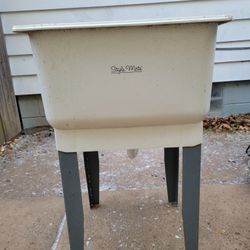 STYLEMATE UTILITY SINK