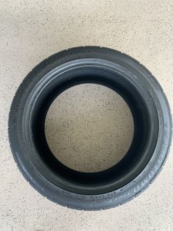 Sumitomo tire 275/40R19