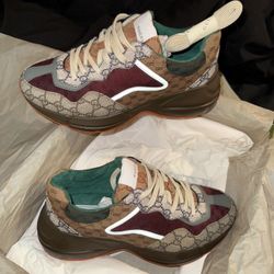 Gucci Shoes 