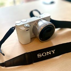Sony a6000 Mirrorless Camera (White) with Battery + Charger + SD Card