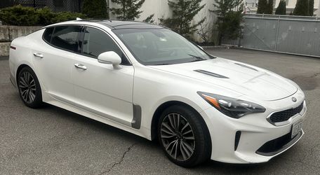 2019 kIA, Stinger GT-Line, Miles 100,000, Beautiful Condition 