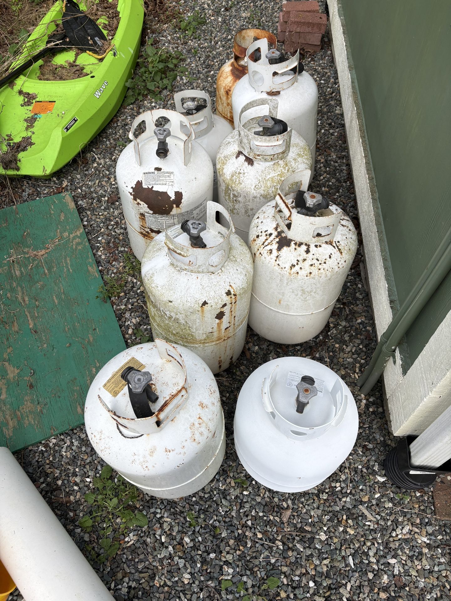 5 And 10 Gallon Propane Tanks