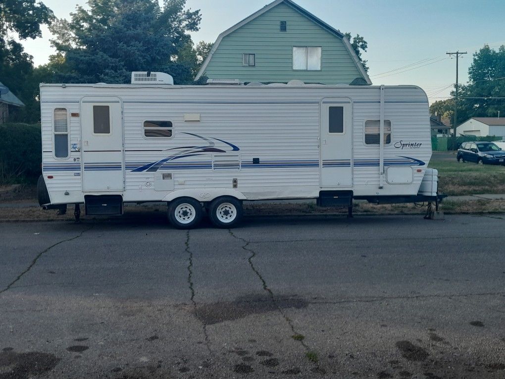 2003 Sprinter Tip-out, two doors..