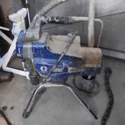 Used Air Less Painter Works Great