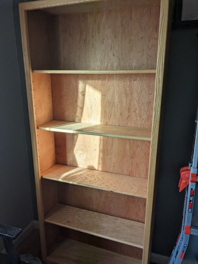 Oak Brook Shelf