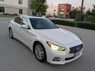 2015 Infiniti Q50