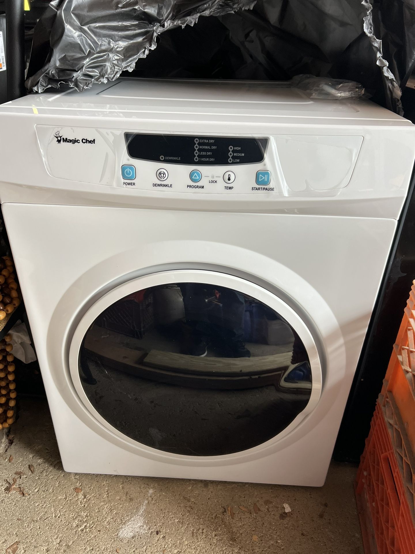 Magic Chef Compact 3.5 cu. ft. Electric Dryer in White in White
