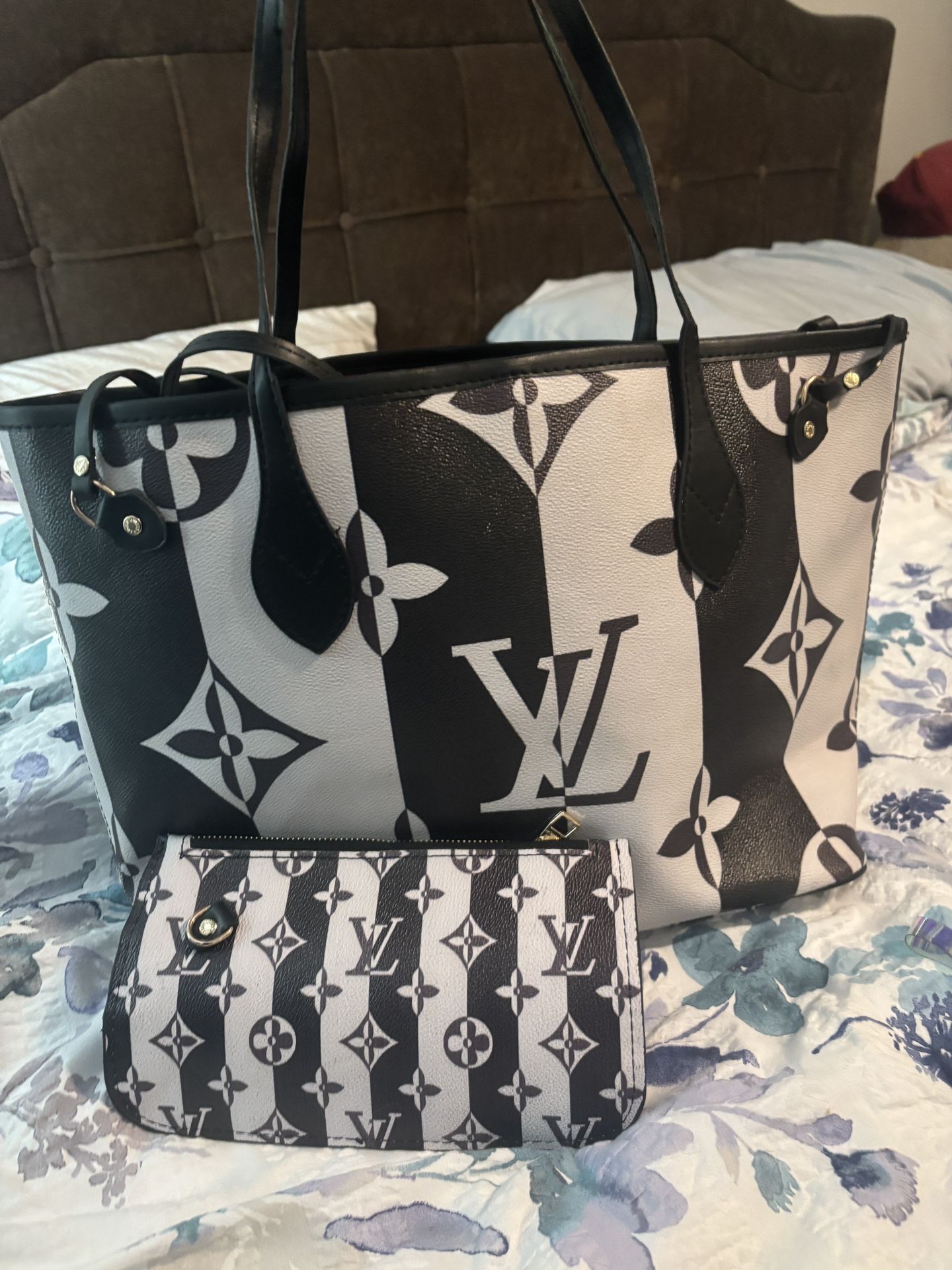 Black And White Tote Bag