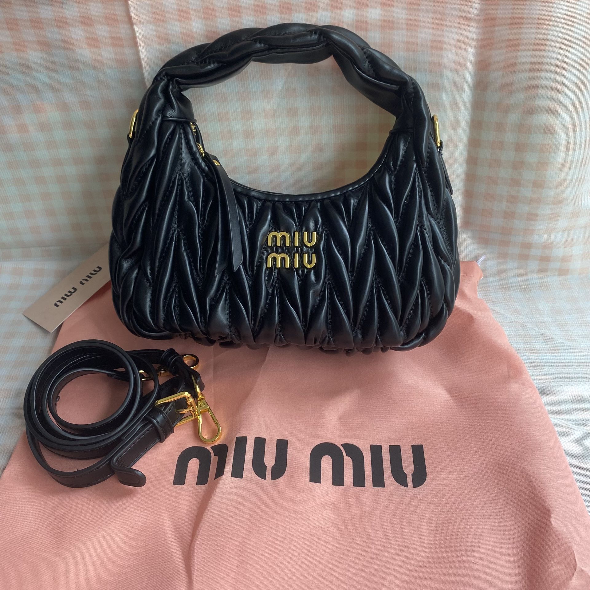 Miumiu wander matelassé nappa leather hobo bag