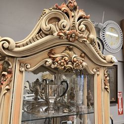 Magnificent  Curio. Store Closing Down 