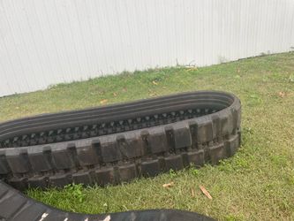 Skid steer tracks