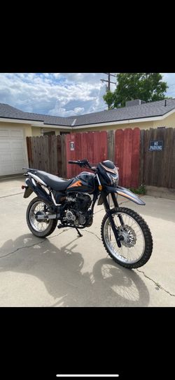Dirtbike street bike