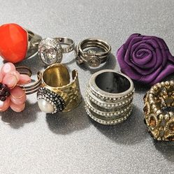 Lot Of 9 Vintage style Rings Some Fashion Some Vintage Untested 