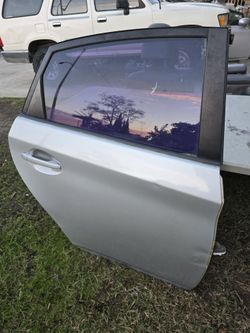 2010 - 2015 Toyota Prius rear passenger door (RH)