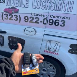 key fobs/ llaves y controles para carros