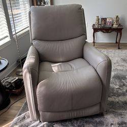Hudson Place Leather Triple Power Swivel Recliner