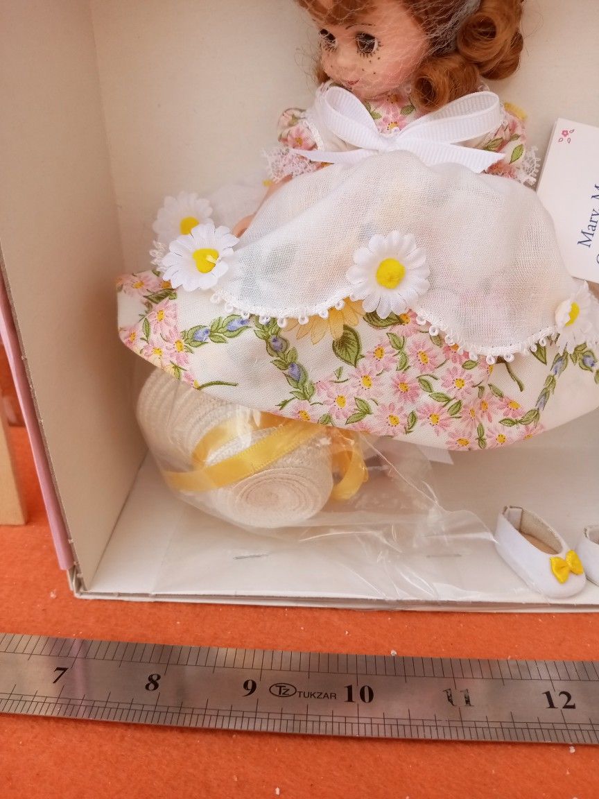 Doll Madam Alexander Mary, Mary Quite Contrary