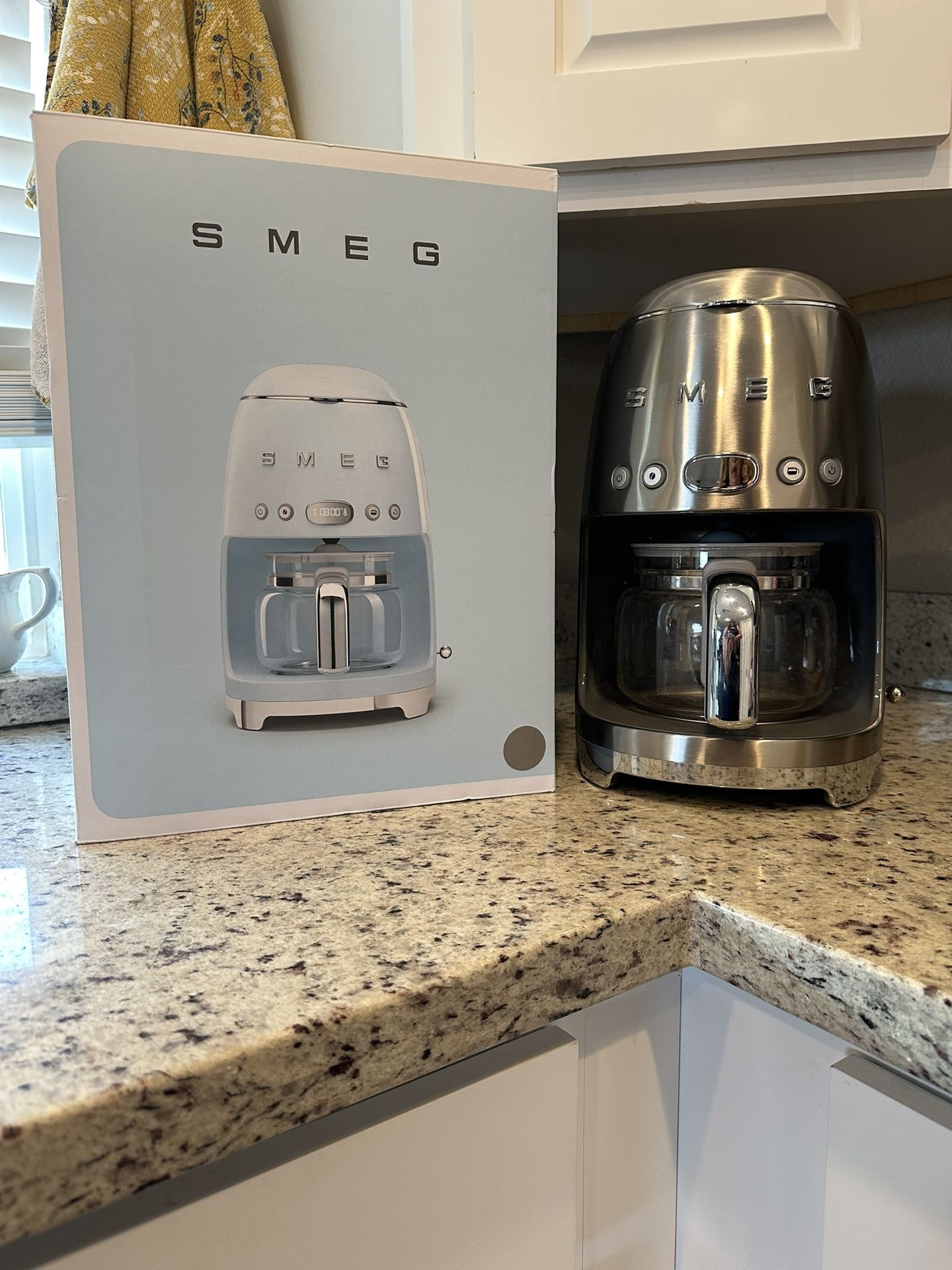 Smeg Coffeemaker (stainless)