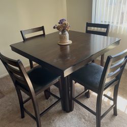 Dining Table Set
