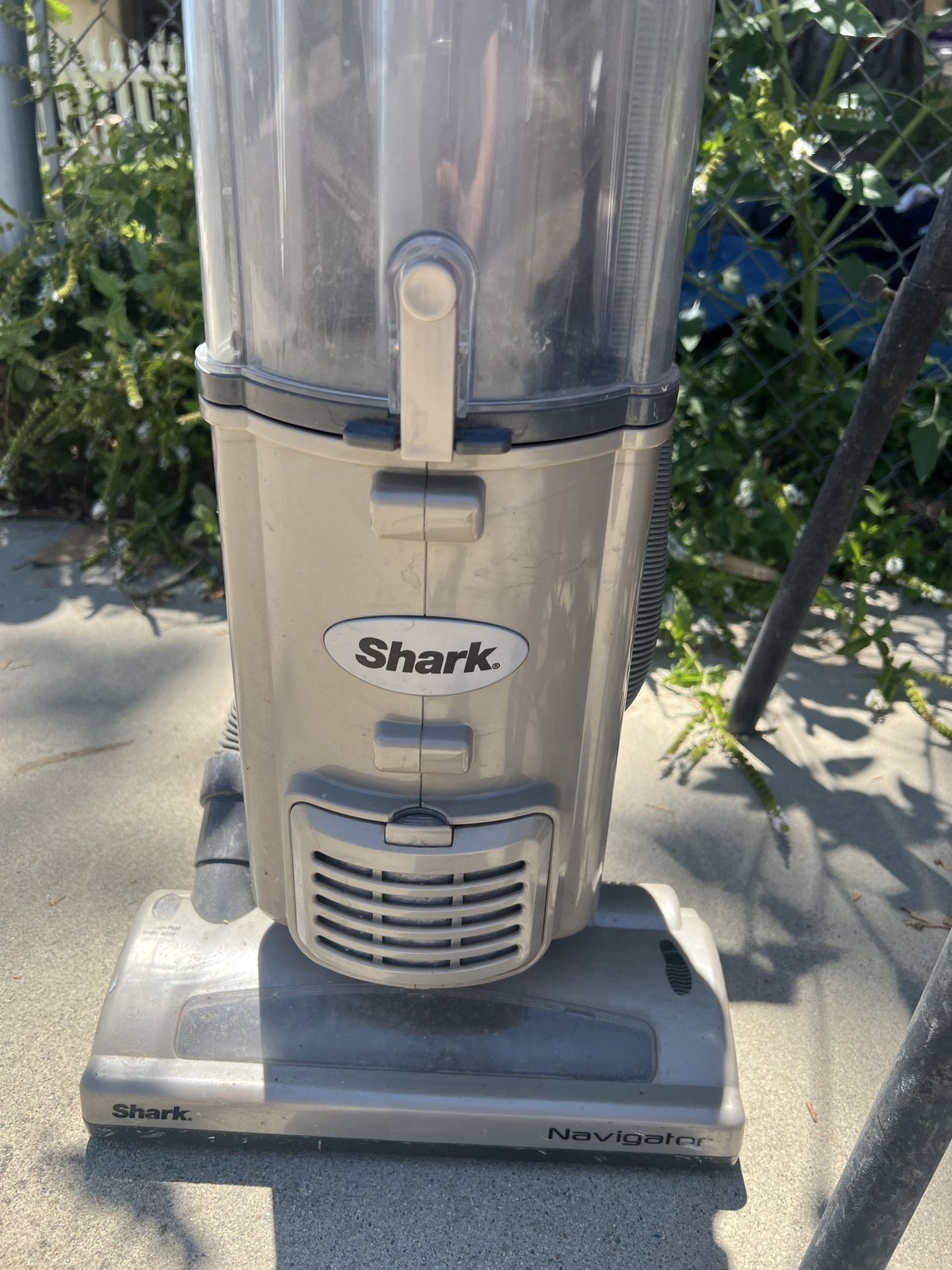Shark Vacuum Aspiradora Yo Envío I deliver