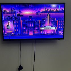 32’ TV With Roku And tv Stand