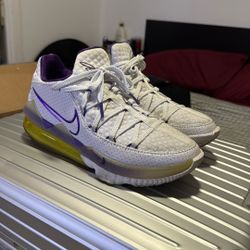 Nike LeBron 17 Low Lakers Men’s 8.5
