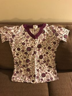Nursing top $7