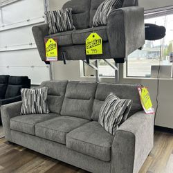 2pc Sofa & Loveseat 