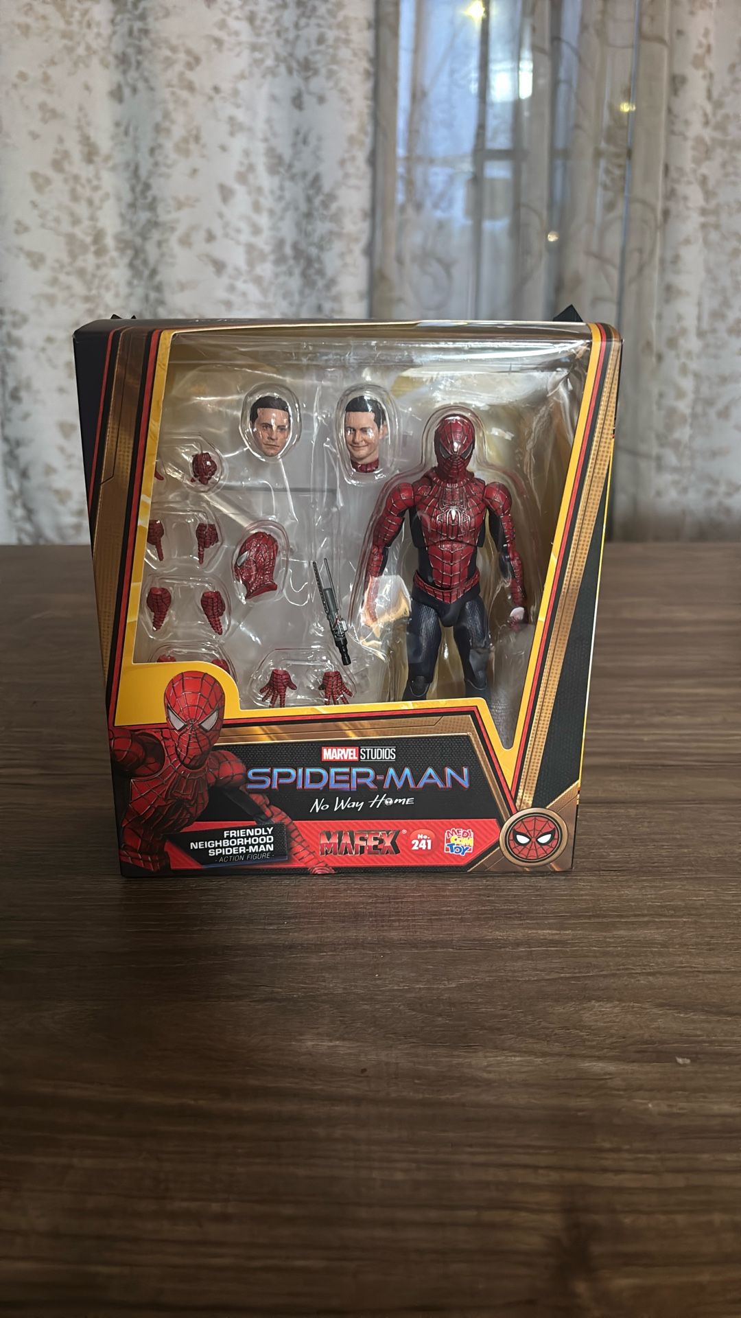 Mafex Tobey Maguire Spiderman