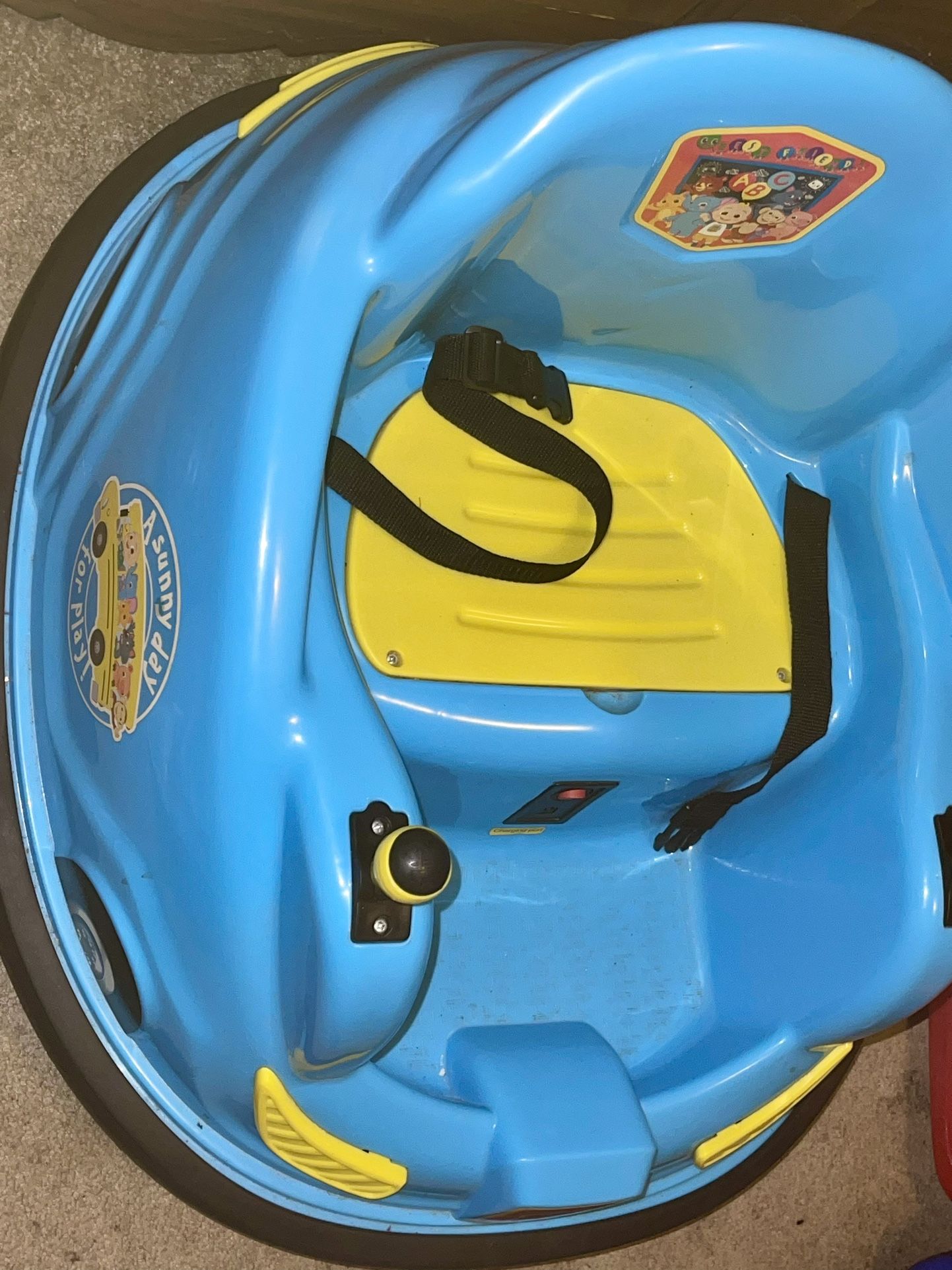 Cocomelon 6V Bumper Car