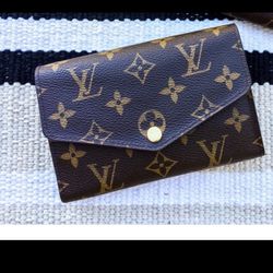 Authentic LV Sarah wallet 