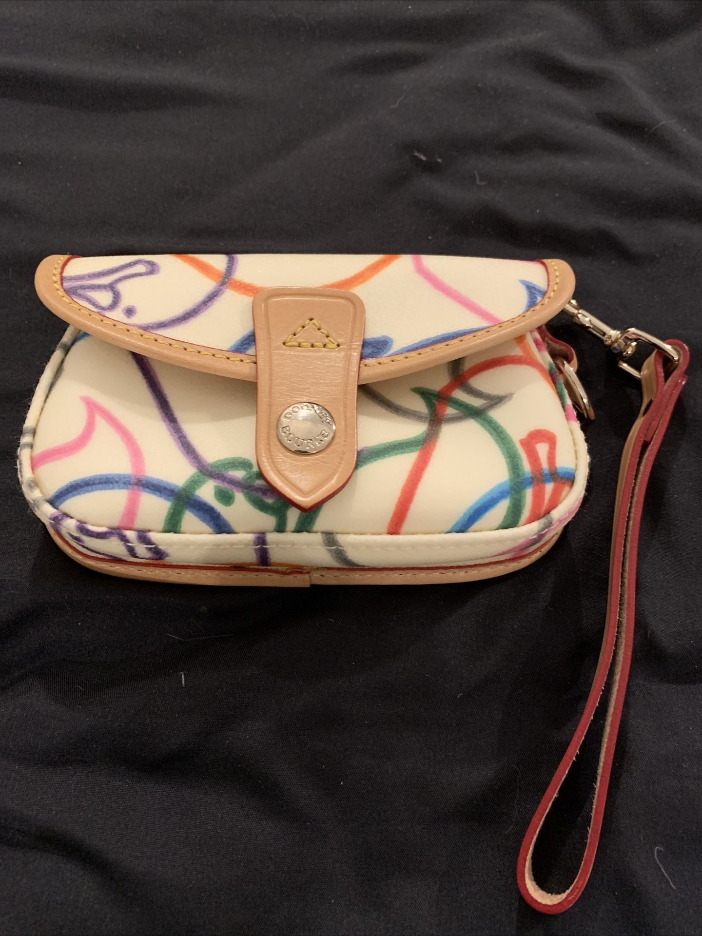Dooney & Bourke Duck 🦆 Pattern Wristlet-❤️❤️ Free Shipping