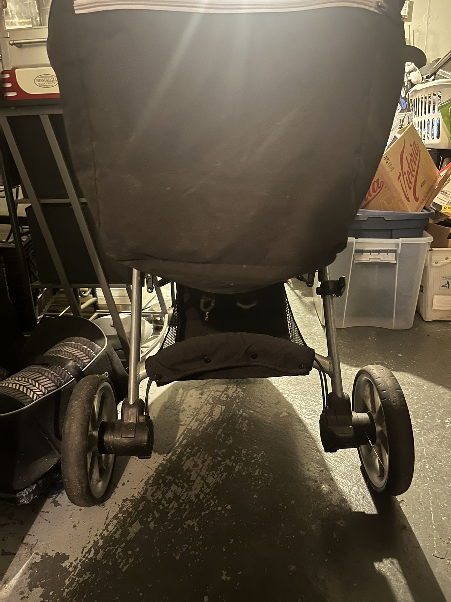 evenflo wagon reviews Pivot Xplore All-Terrain Double Stroller Wagon, 2019, Adventur Other:Marshall Thundering Herd 🆕 Hello Kitty Leopard With added storage options punk