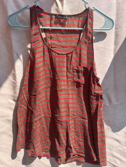 (M) sleeveless tank