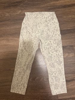 Like new lululemon athletica White and Gray Animal Print High-Rise Leggings