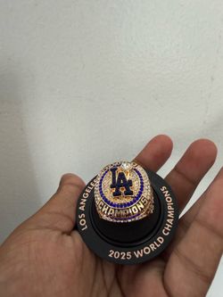 Official Mookie Betts #50 Dodgers Back to Back Championship Ring