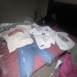 3 shirts “medium” pants 36 men 