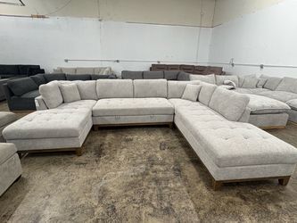 Sectiona Sofa Couch - Financing/Delivery Available