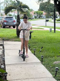 Electric scooter