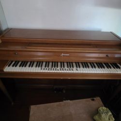 Acrosonic Piano