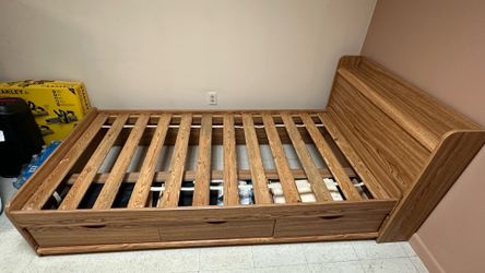 Twins Bedroom set.