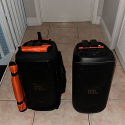 2 JBL PARTYBOX 120 SPEAKERS